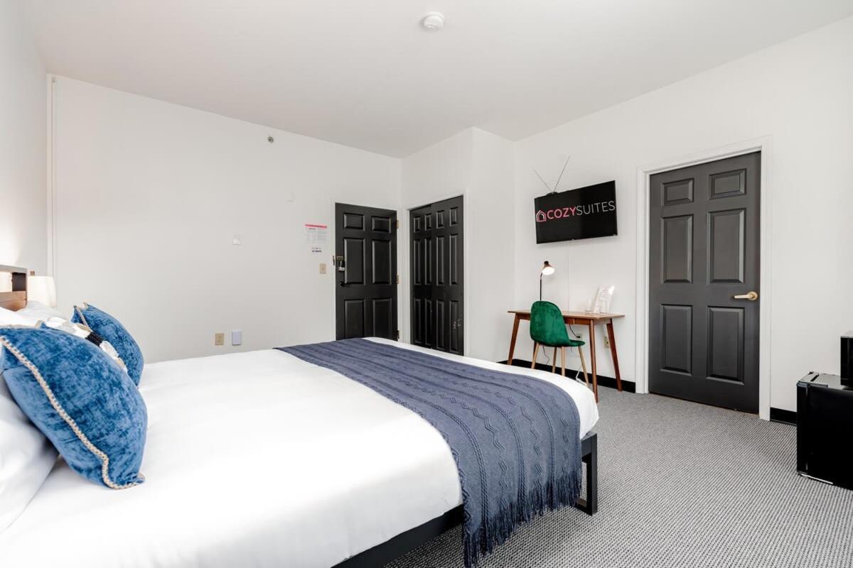 Cozysuites Cwe King Suite With Parking! Tower Grove Экстерьер фото